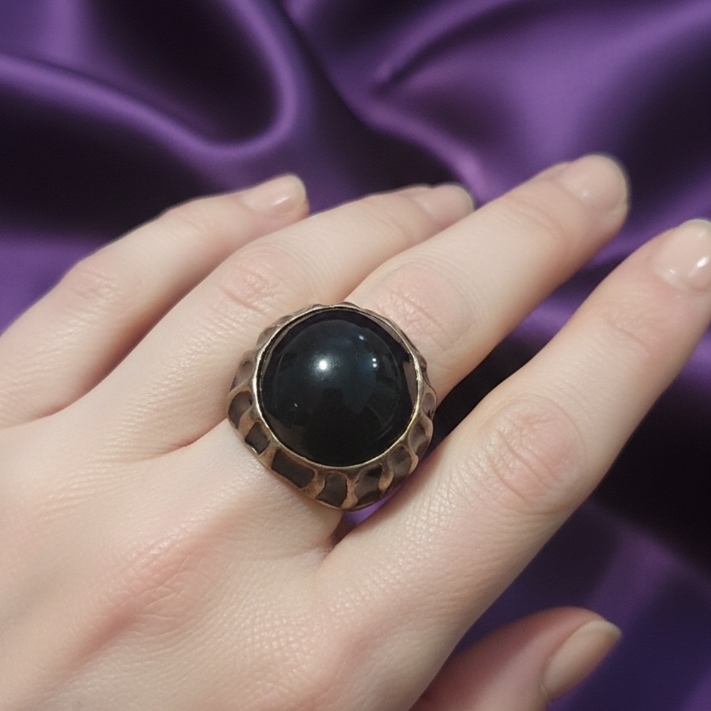 Elegant Black Stone Ring